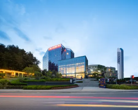 Vienna International Hotel(Shuanglong airport store of Guiyang Airport) Hotels in Longli
