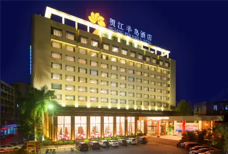 Hejiang Peninsula Hotel