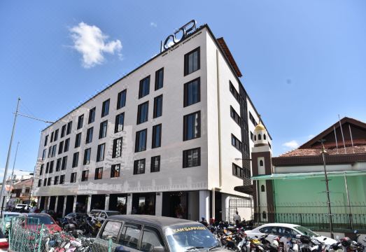 루프 온 리스 호텔 객실