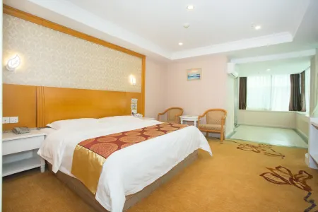 Shenzhen Jinyu Hotel (Buji East Station)