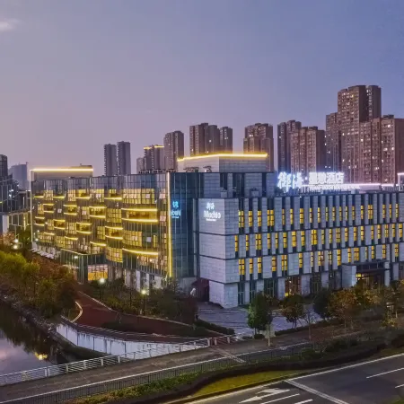 Mochi Hotel (Hangzhou Bay Financial Plaza)