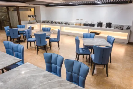 Borrman Hotel (Xinxing Bus Station)