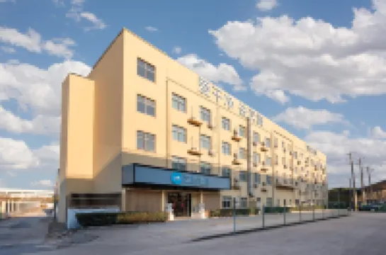 HanTing Hotel (Shanghai Pudong International Airport) Hotels in Shanghai