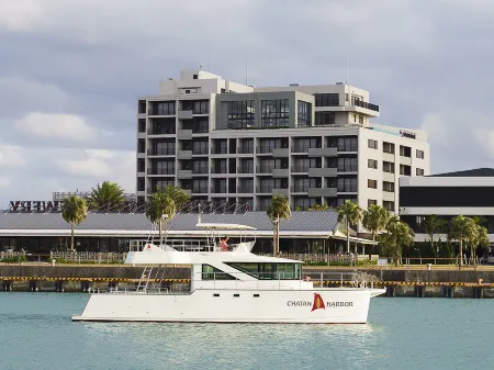 MB GALLERY CHATAN by THE TERRACE HOTELS Отели рядом с достопримечательностью «Американская деревня»