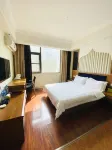 Yixuan Hotel (Zhoukou Passenger Transport Center Station)