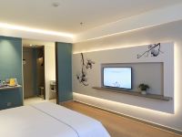 白玉兰酒店(唐山万达广场店) - 兰舒大床房