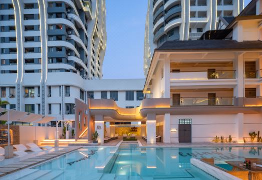 Lying Cloud Hotel Hotel Overview