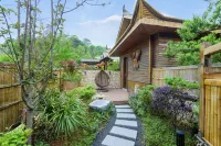 Rongjia Guoyun Hot Spring Resort Các khách sạn ở Hòa Bình