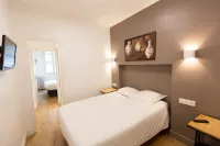 Lyo Hôtel - balcony