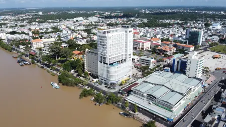 Diamond Stars Ben Tre Hotel