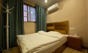 Dazhou Yanxiang Hotel