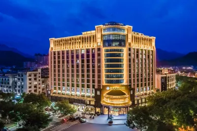 Shexiang Hongbin Hotel Отели рядом с достопримечательностью «Окно Сун Сяо»