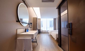 HanTing Hotel (Yinchuan Huaiyuan Night Market)