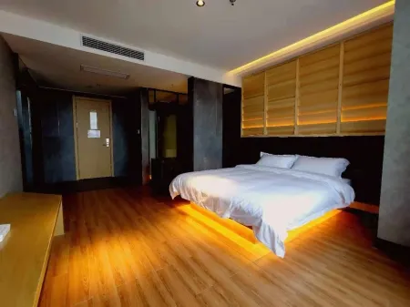 Jieshouyun Shuihui Hot Spring Hotel Отели рядом с достопримечательностью «Jieshou TV University»