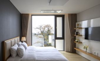 Velum Resort