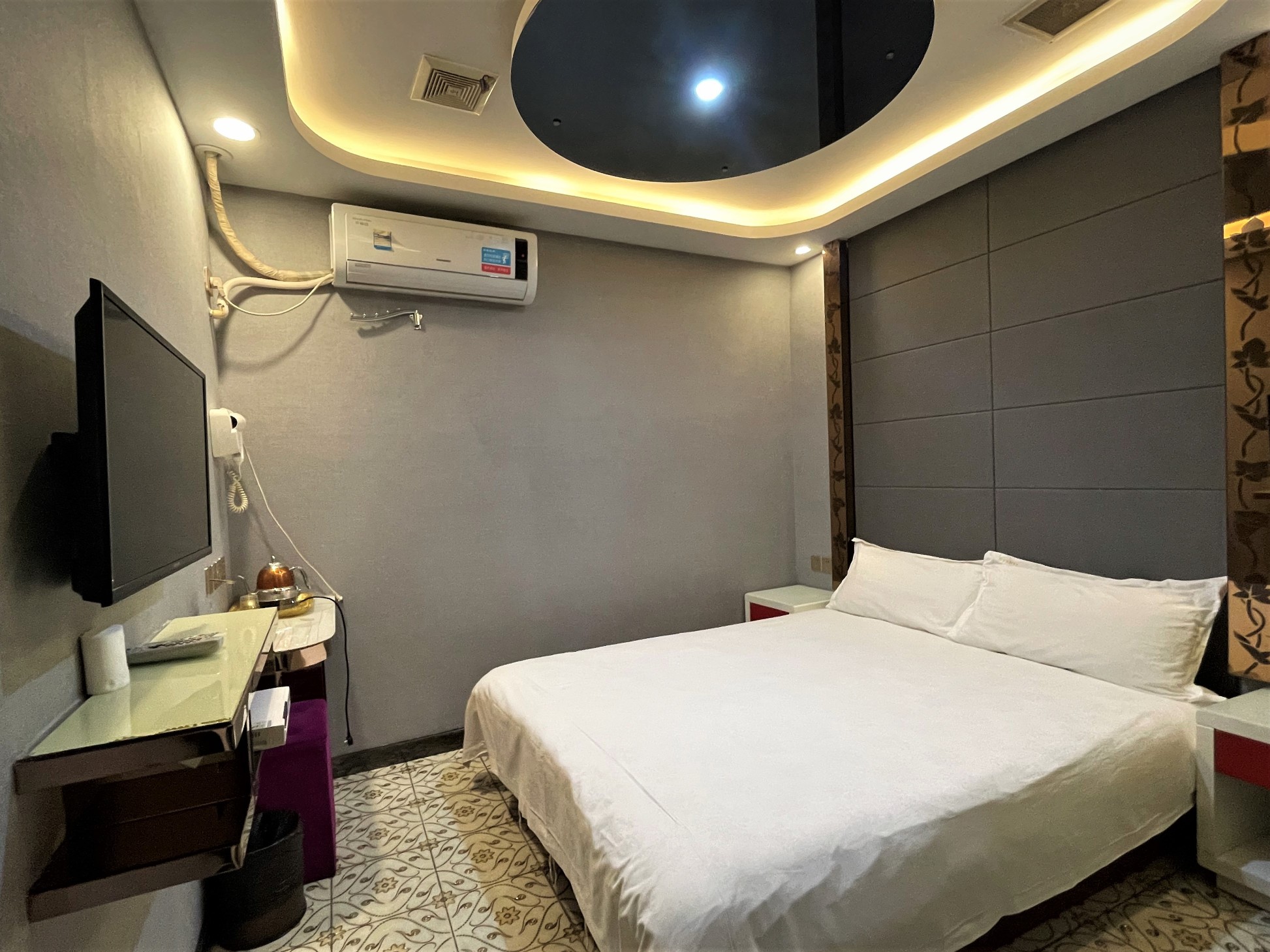 Liyou HotelHotel Overview