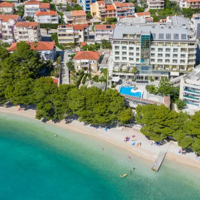 Hotel Park Makarska Hotels near Makarska Beach