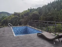 Lianshan Oujia Terraces and Jushanshe Hotels in Lianshan