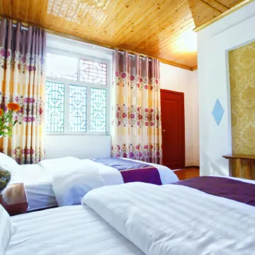 Zhonglu Zangzhai Country Hotel