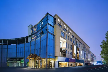 Yiting·Lizhu Hotel Отели рядом с достопримечательностью «Jiaolonggang Zhanshi Center»