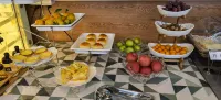 Swan Lake Hotel - Desayuno