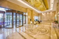 UP IN THE CLOUDS hotel