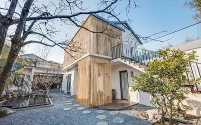 Nanjing Ziyue Designer Hot Spring Reading Homestay