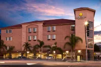 La Quinta by Wyndham Inglewood Hotels in Inglewood