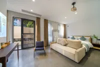 Floral Lux Hotel·Mengqi Mountain Hidden Hot Spring Holiday hotel (GUI 'an Branch) Hotels in Lianjiang