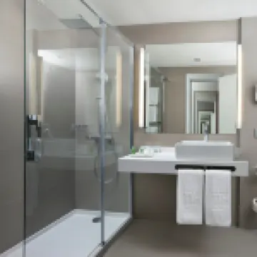 NH Pamplona Iruna Park Hotel di 