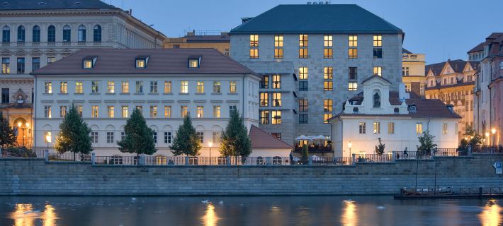 Four Seasons Hotel Prague Hotels in Prag
