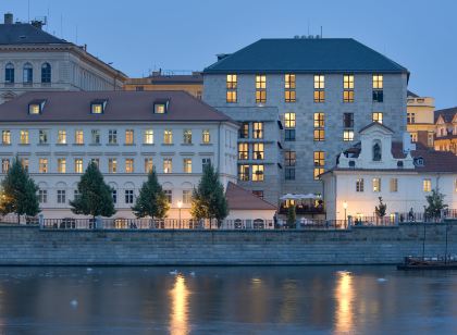 Four Seasons Hotel Prague