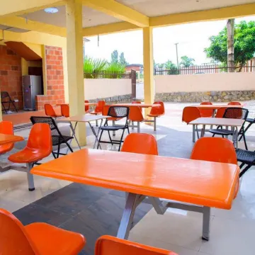 Towlab Hotel & Suites