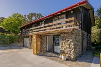 Anglers Lodge Hotels in Coromandel