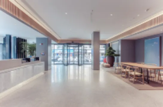 โรงแรมJI (ห้างวูเยว่ เขตฮวงหยาน ไท่โจว)