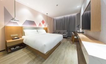 BORRMAN HOTEL(Pujin Road Branch, Pujiang Campus, Shanghai ENT Hospital)