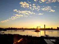 Xiamen Wantai Seaview Apartment (Taidi Haixi Branch) Hotels near Haicang