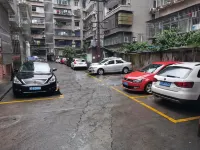 Ya'an Zhongxi Covered Bridge Hotel - parking