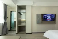 Yutian Light Luxury Hotel - 2-Star