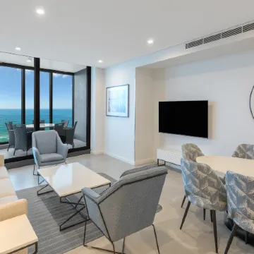 Meriton Suites Surfers Paradise Отели рядом с достопримечательностью «Саутпорт»