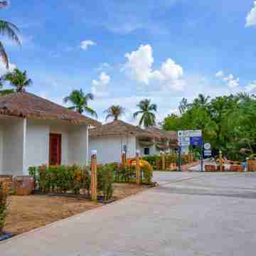 Phetra Pool Villas Hotel Exterior