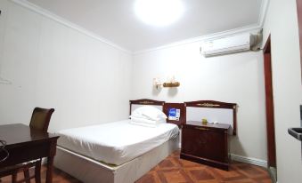 Jiaojiang Business Hotel