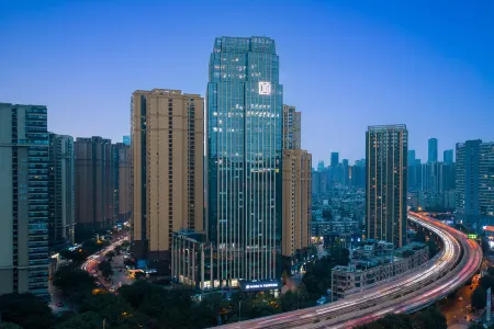 Wanda Yi, Chengdu Отели рядом с достопримечательностью «Sichuan Post and Telecommunication College»