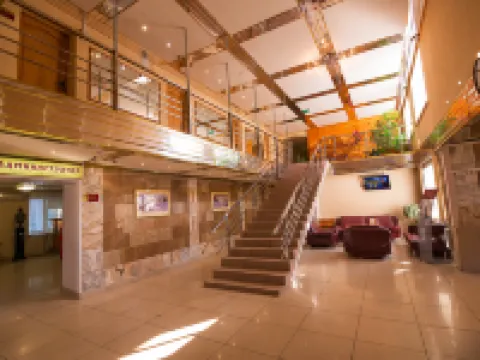 Kolos Hotel โรงแรมในบาร์นอล