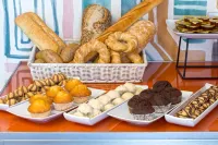 Zeus Essence Bucharest, Trademark Collection by Wyndham - Breakfast