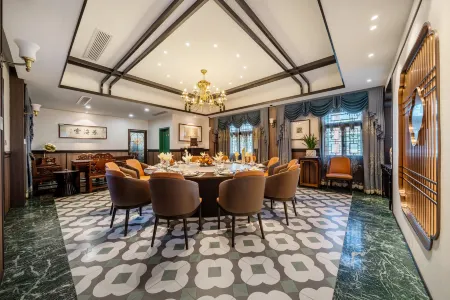 Longxi hotel Отели рядом с достопримечательностью «Longhailu Walking Street»