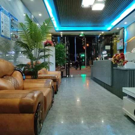 Yate Hotel (Liucheng People's Hospital)