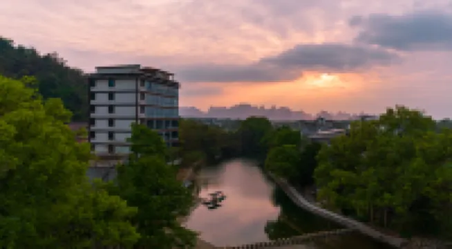 Shuizhou Yi Resort Hotel (Guilin Lijiang Maozhou Island)