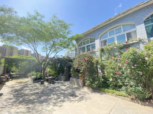 Yan'an Zizaishan Residence