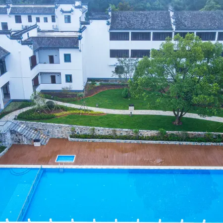 ZhongCheng Mountain Villc